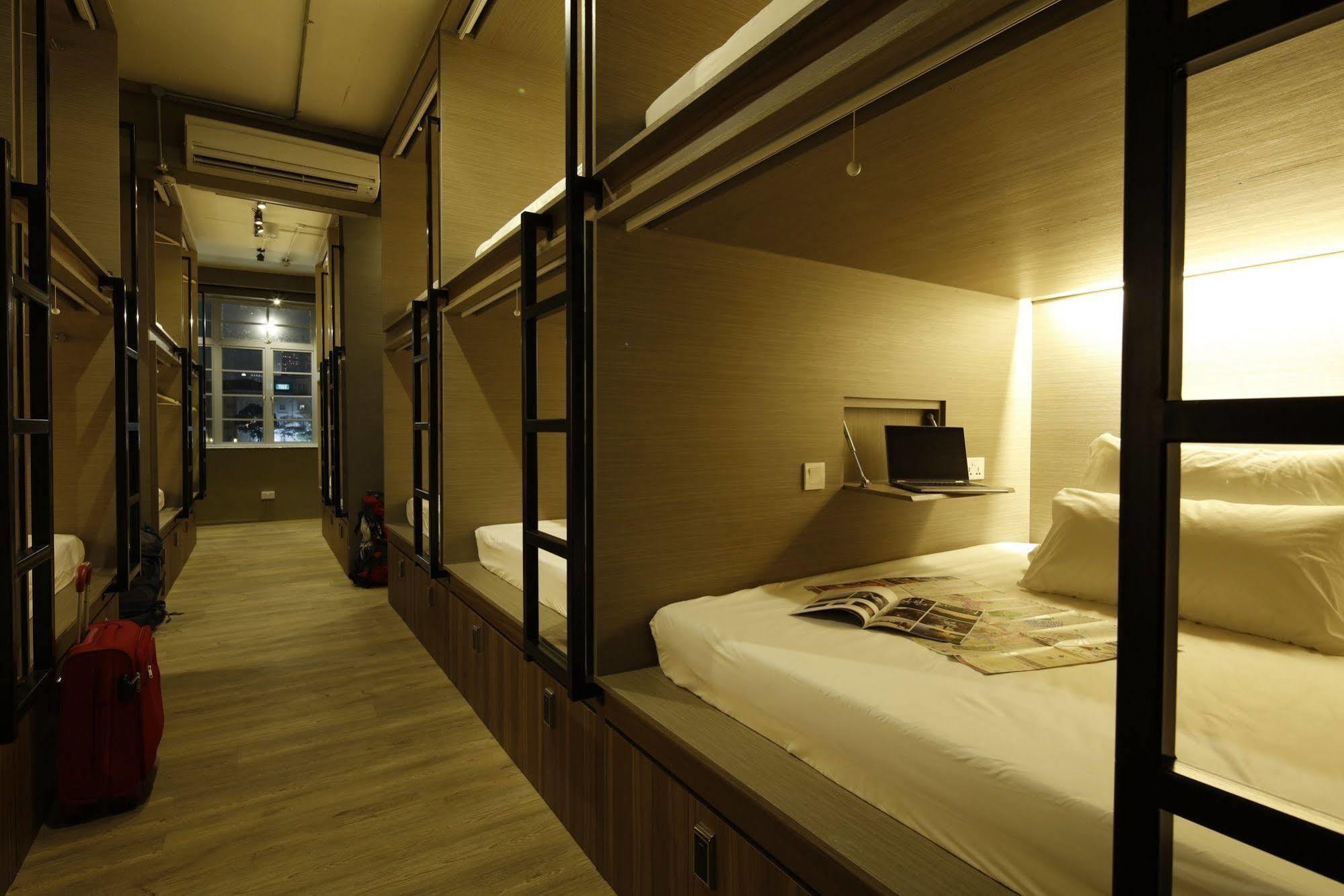 Beat. Capsule Hostel @ Boat Quay Singapore Exteriör bild